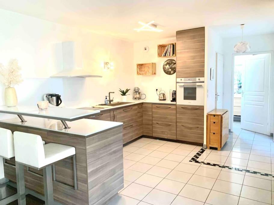 Marseille 60 M2 Terrasse Et Parking Apartment Ngoại thất bức ảnh